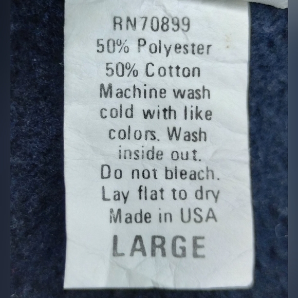 VINTAGE 90s Holiday Time Men's Large Sweatshirt AOP Christmas Crewneck Black USA - Picture 9 of 9